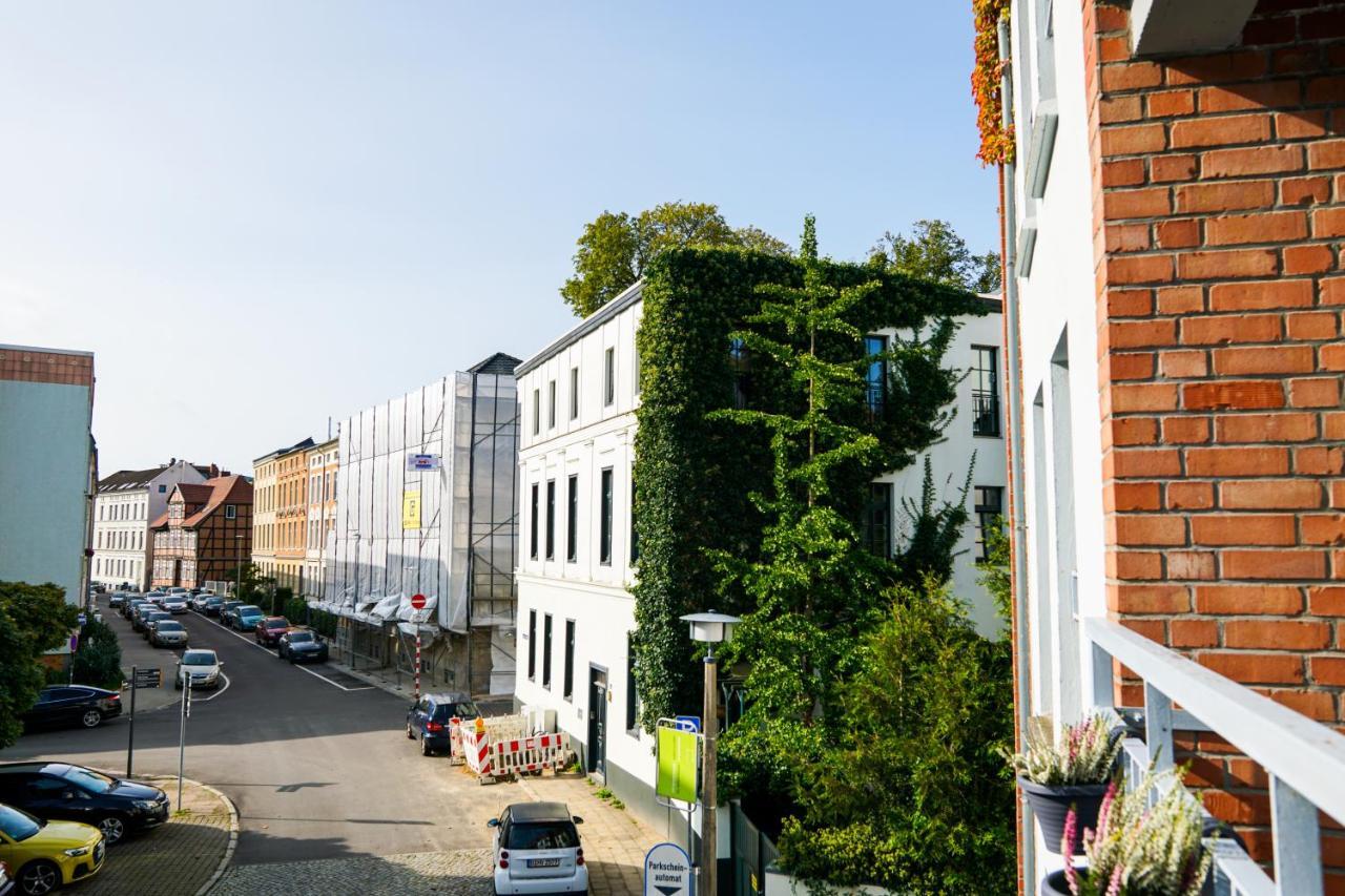 Gemuetliche Ferienwohnung In Der Altstadt ชเวียรีน ภายนอก รูปภาพ